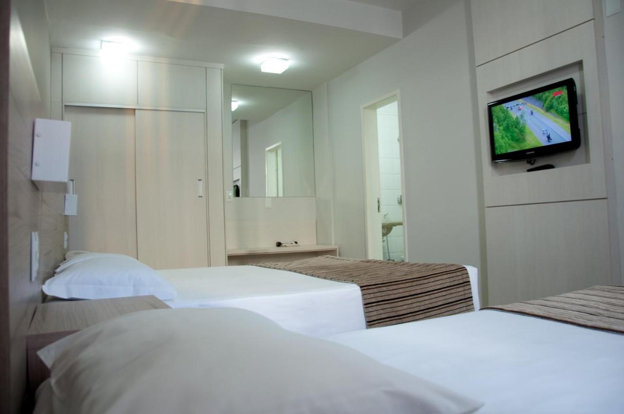 Hotel Linhatur لينهارس المظهر الخارجي الصورة